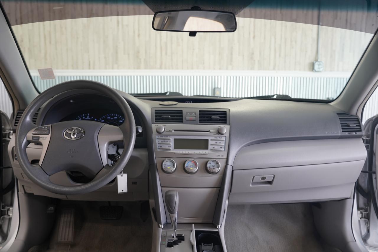 Toyota Camry LE 2010