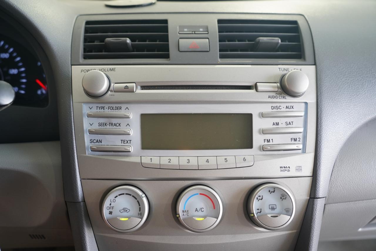 Toyota Camry LE 2010