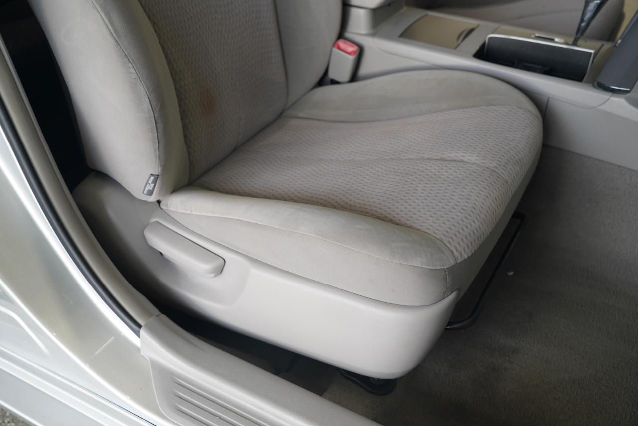 Toyota Camry LE 2010