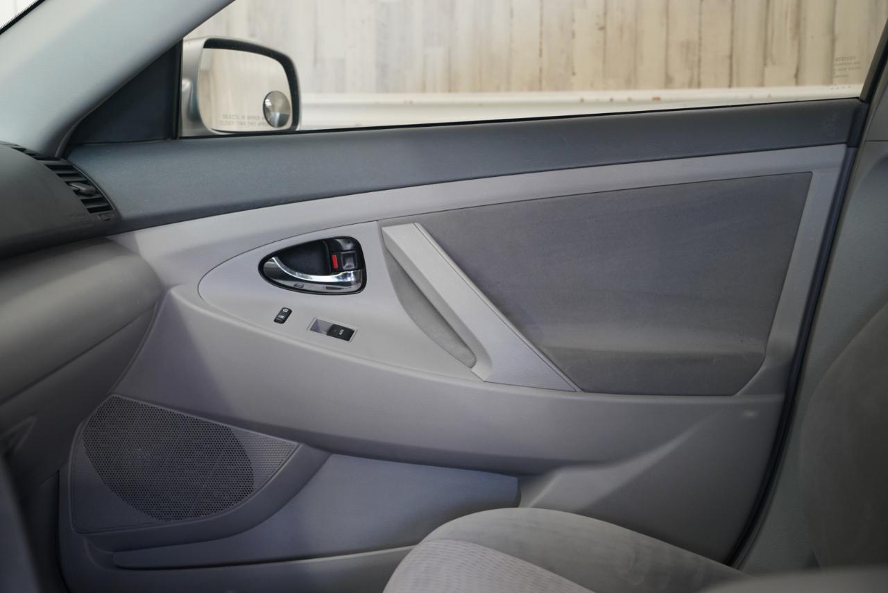 Toyota Camry LE 2010