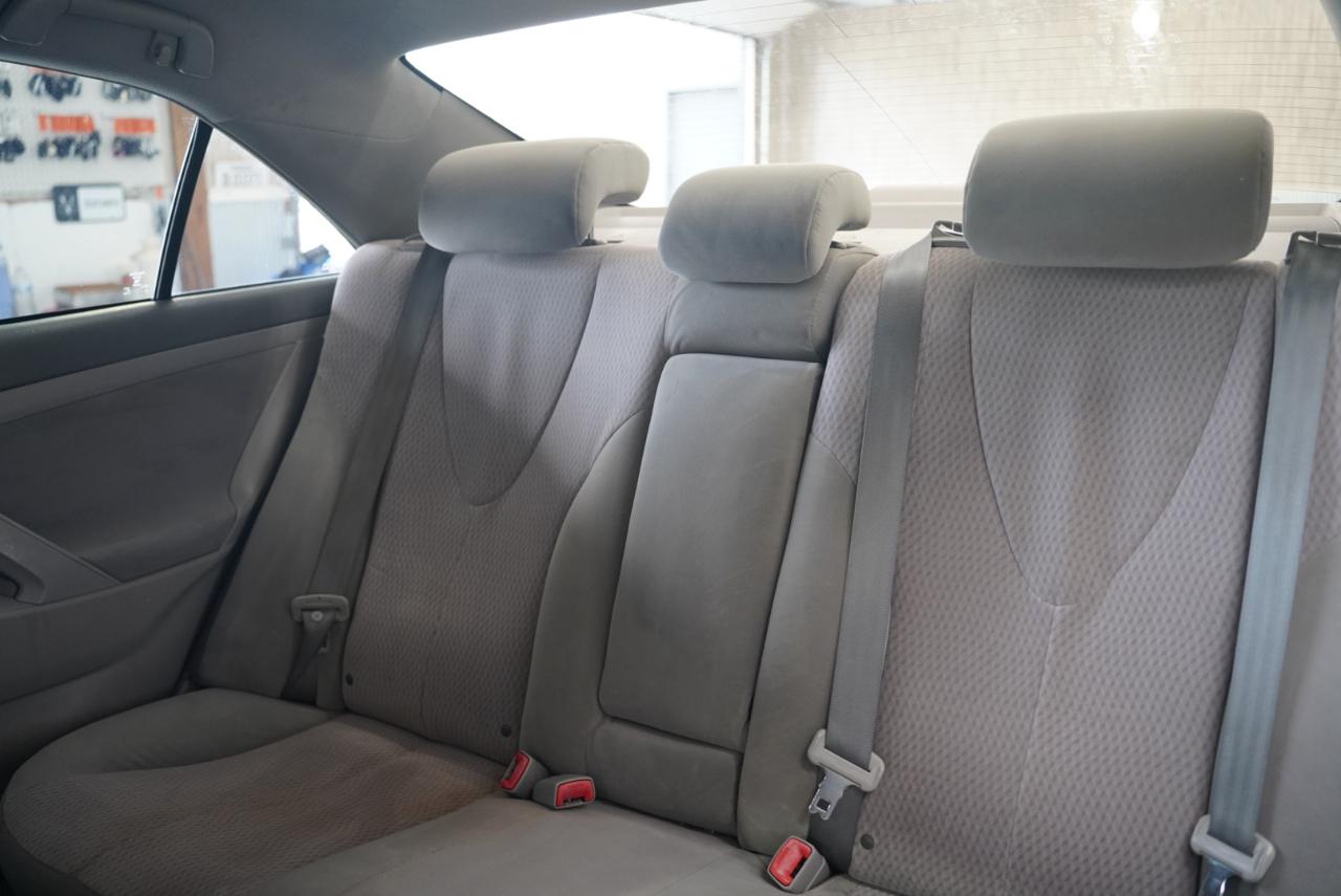 Toyota Camry LE 2010