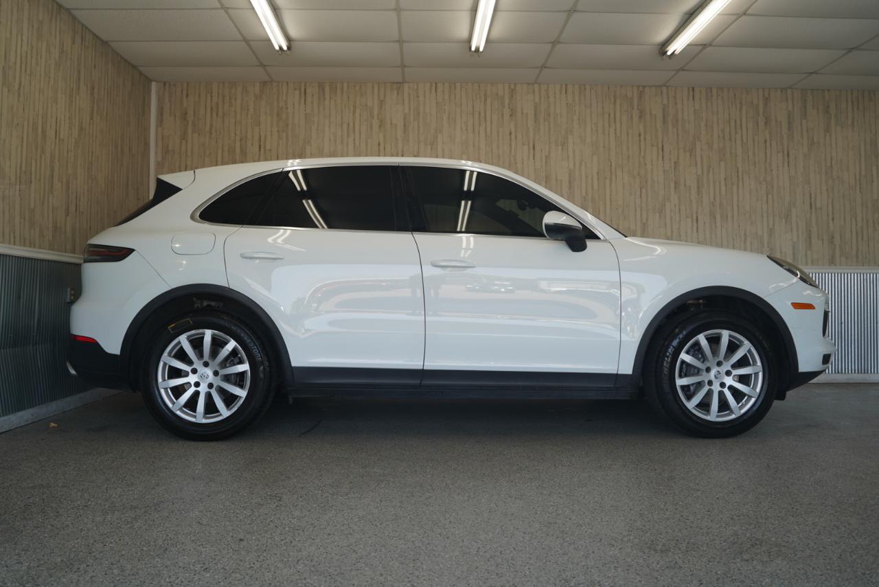 Porsche Cayenne AWD 2020