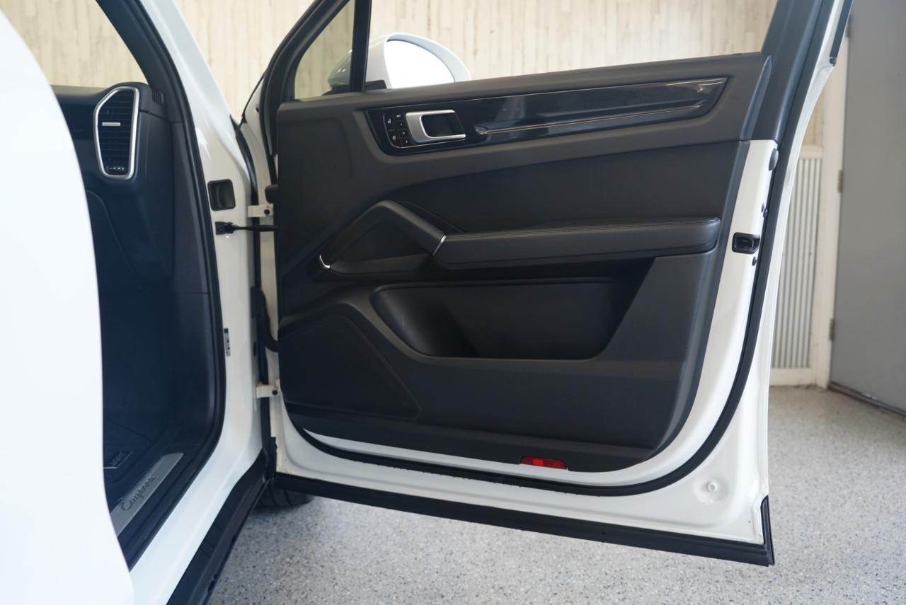 Porsche Cayenne AWD 2020