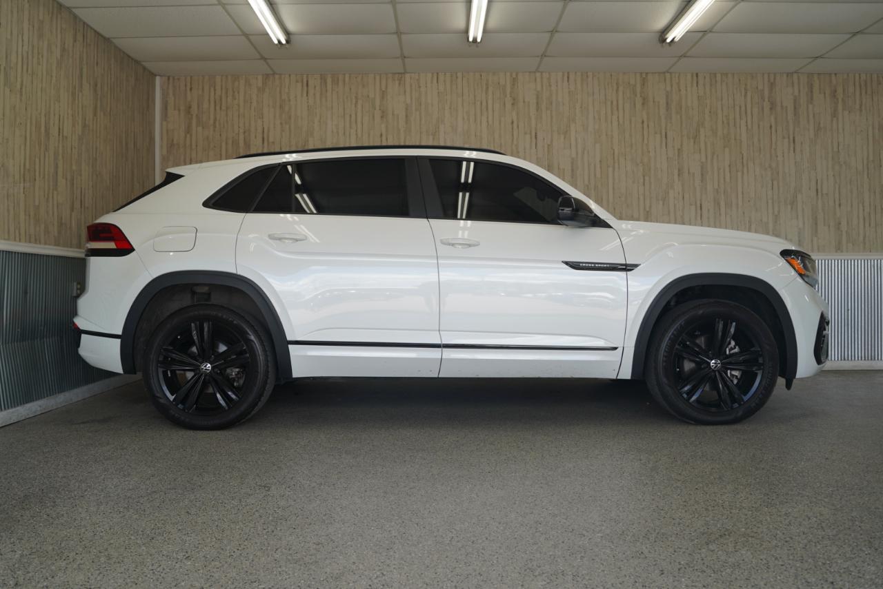Volkswagen Atlas Cross Sport 2.0T SEL R-Line Black 4MOTION 2023