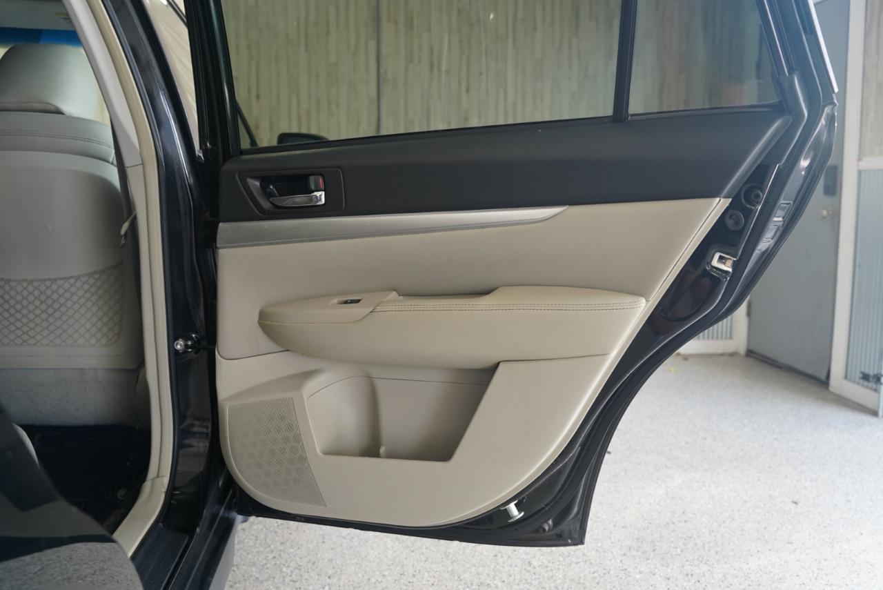 Subaru Outback  2014