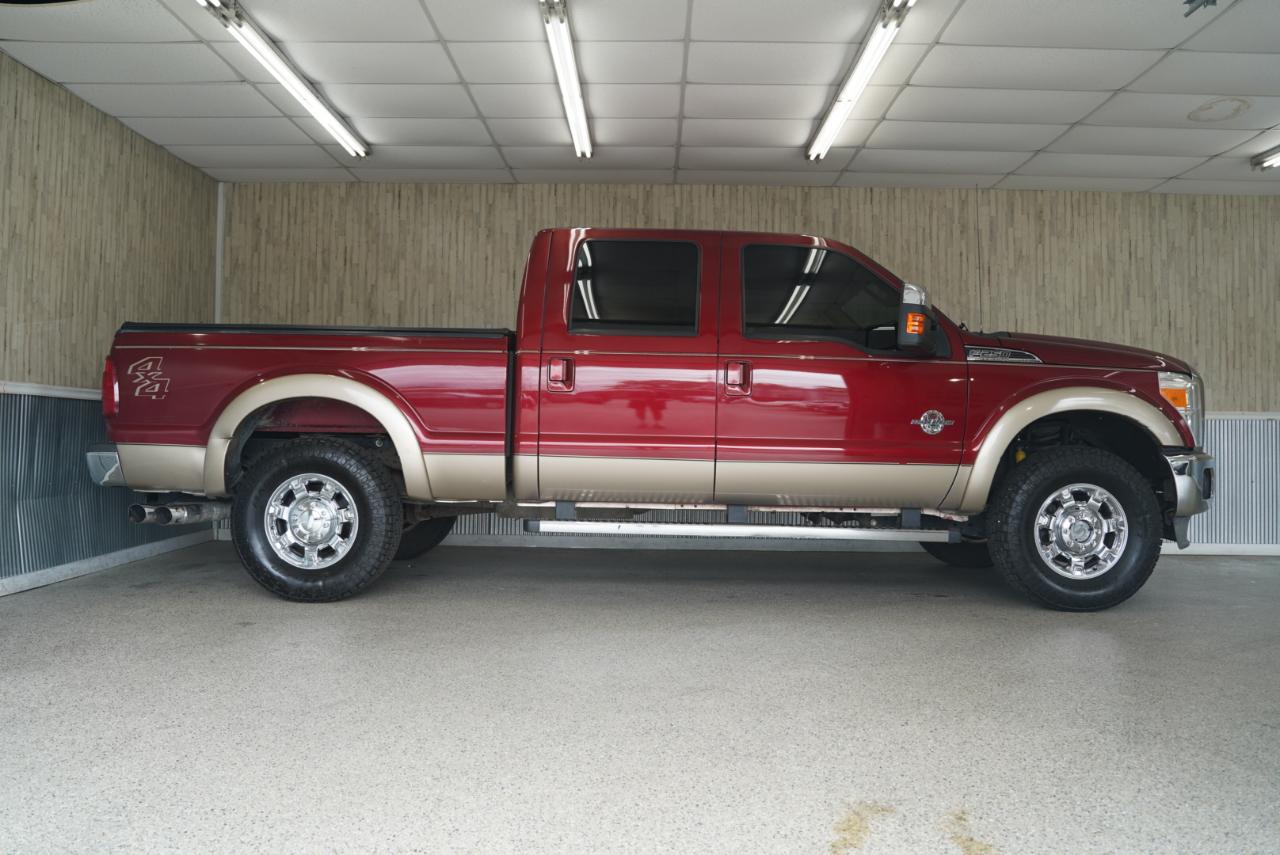 Ford Super Duty F-250 SRW  2013