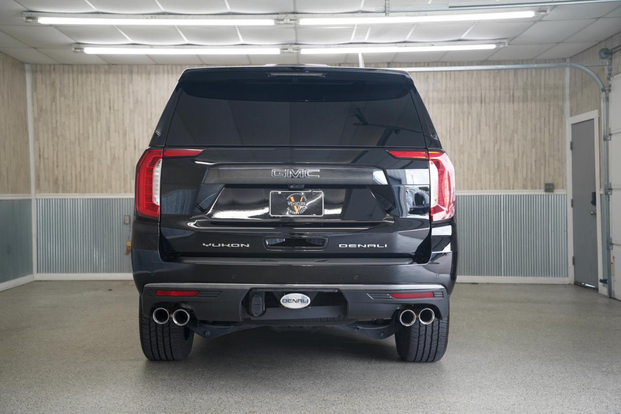 GMC Yukon XL 4WD 4dr Denali Ultimate 2023