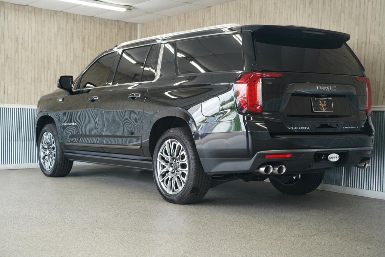 GMC Yukon XL 4WD 4dr Denali Ultimate 2023