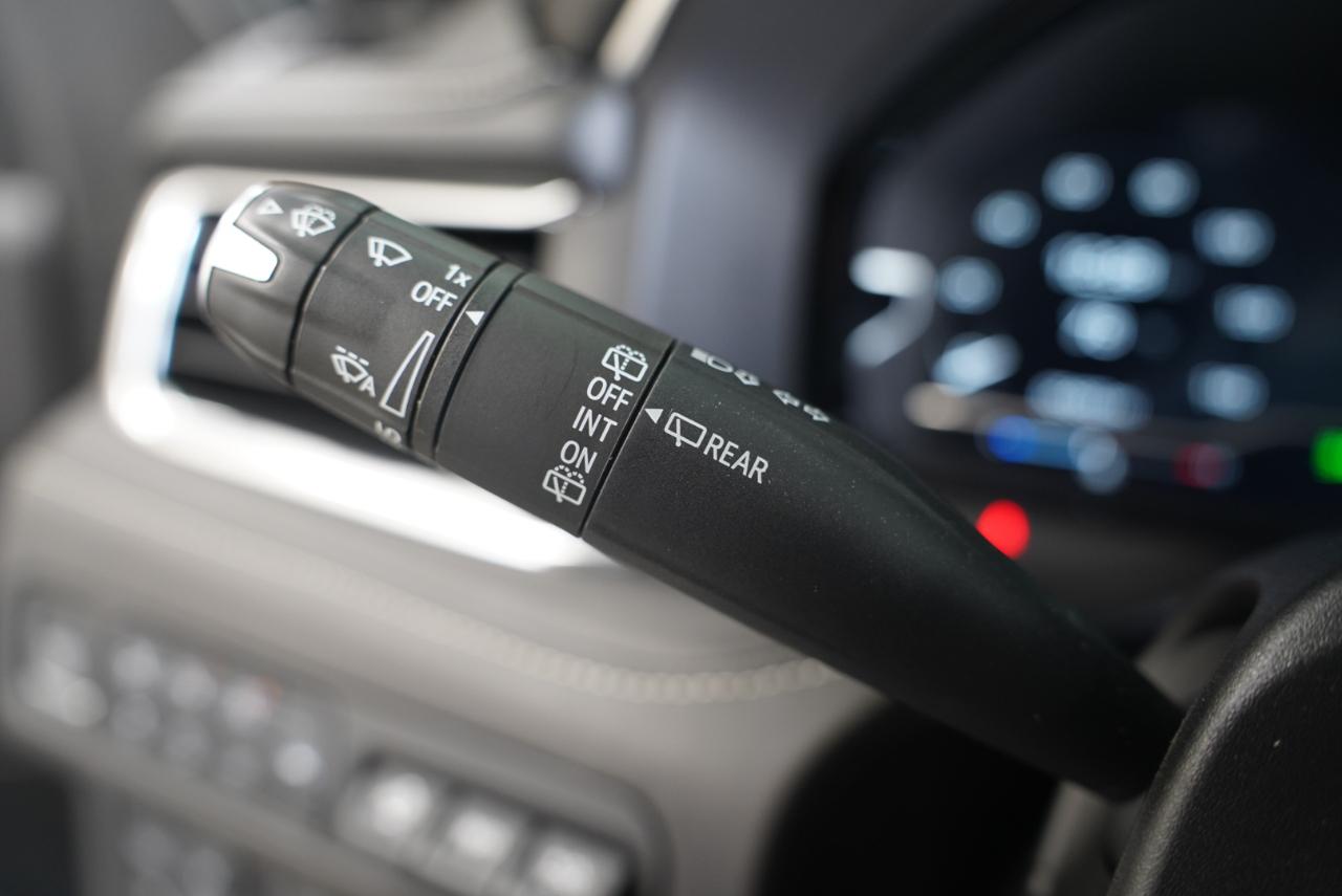GMC Yukon XL 4WD 4dr Denali Ultimate 2023