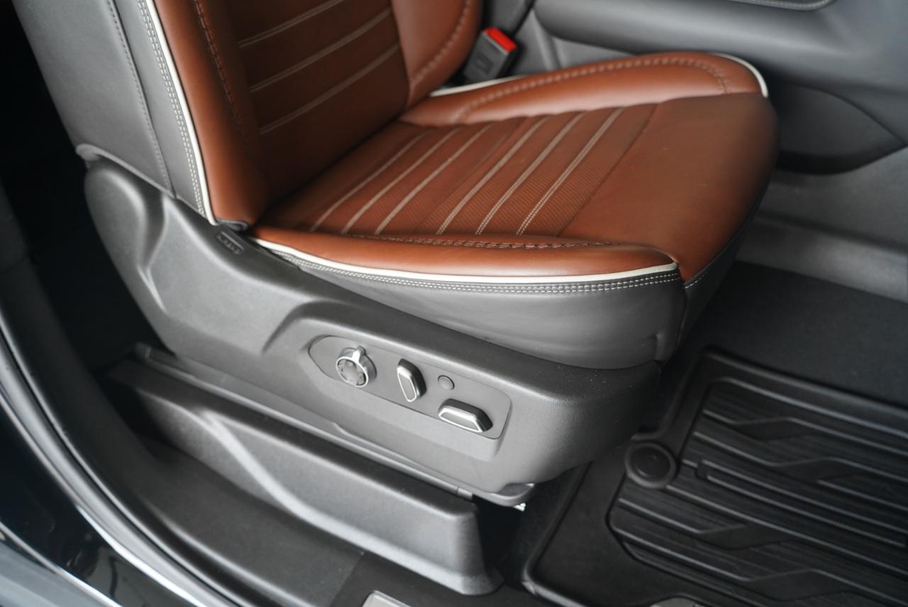 GMC Yukon XL 4WD 4dr Denali Ultimate 2023