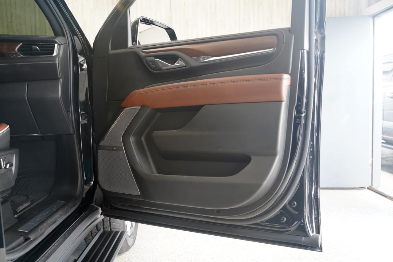 GMC Yukon XL 4WD 4dr Denali Ultimate 2023