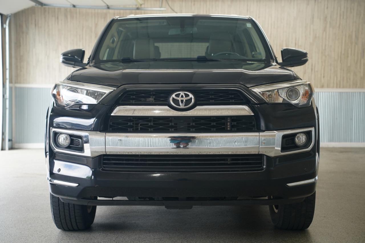 Toyota 4Runner Limited 4WD 2017
