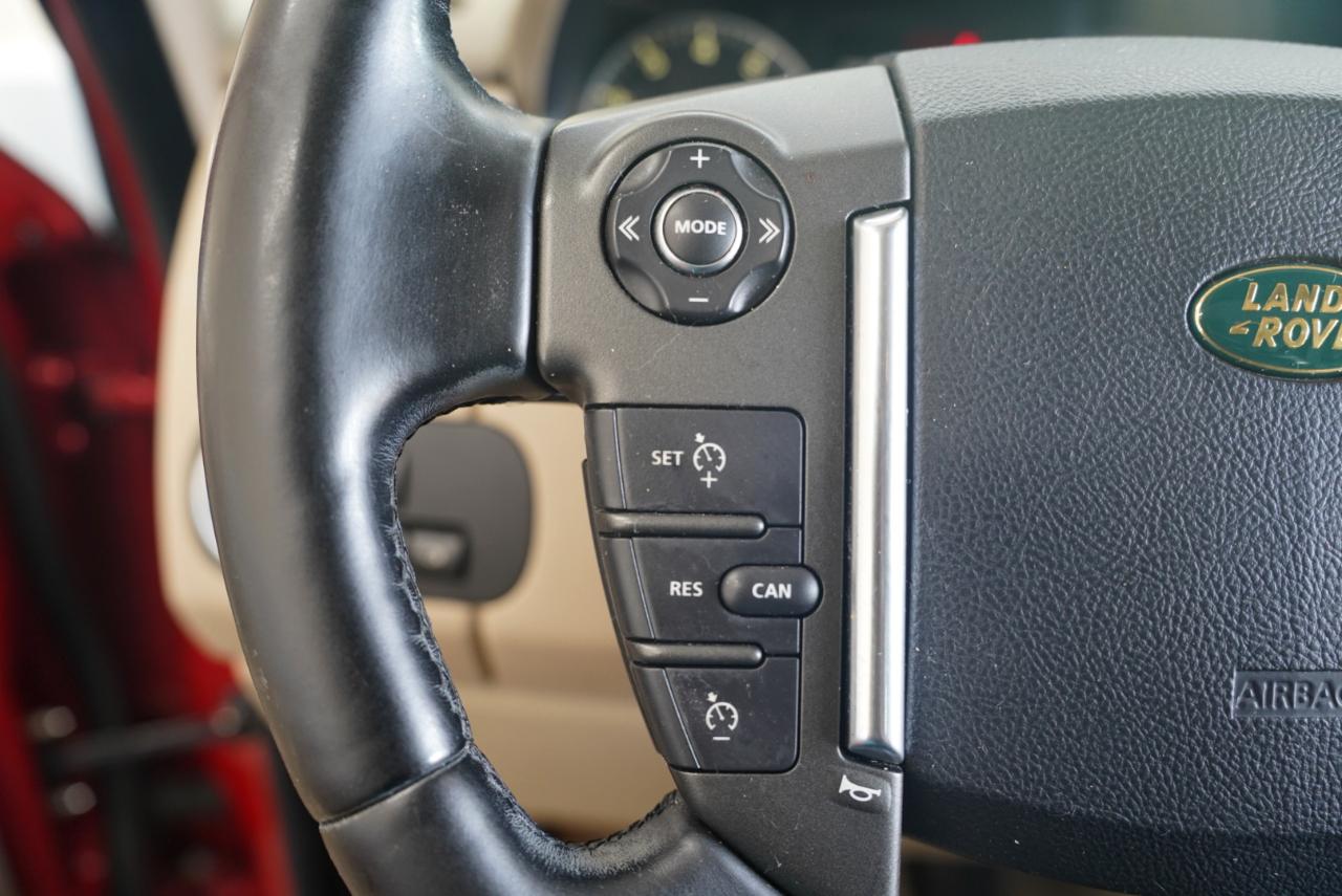 Land Rover LR4 4WD 4dr LUX 2012