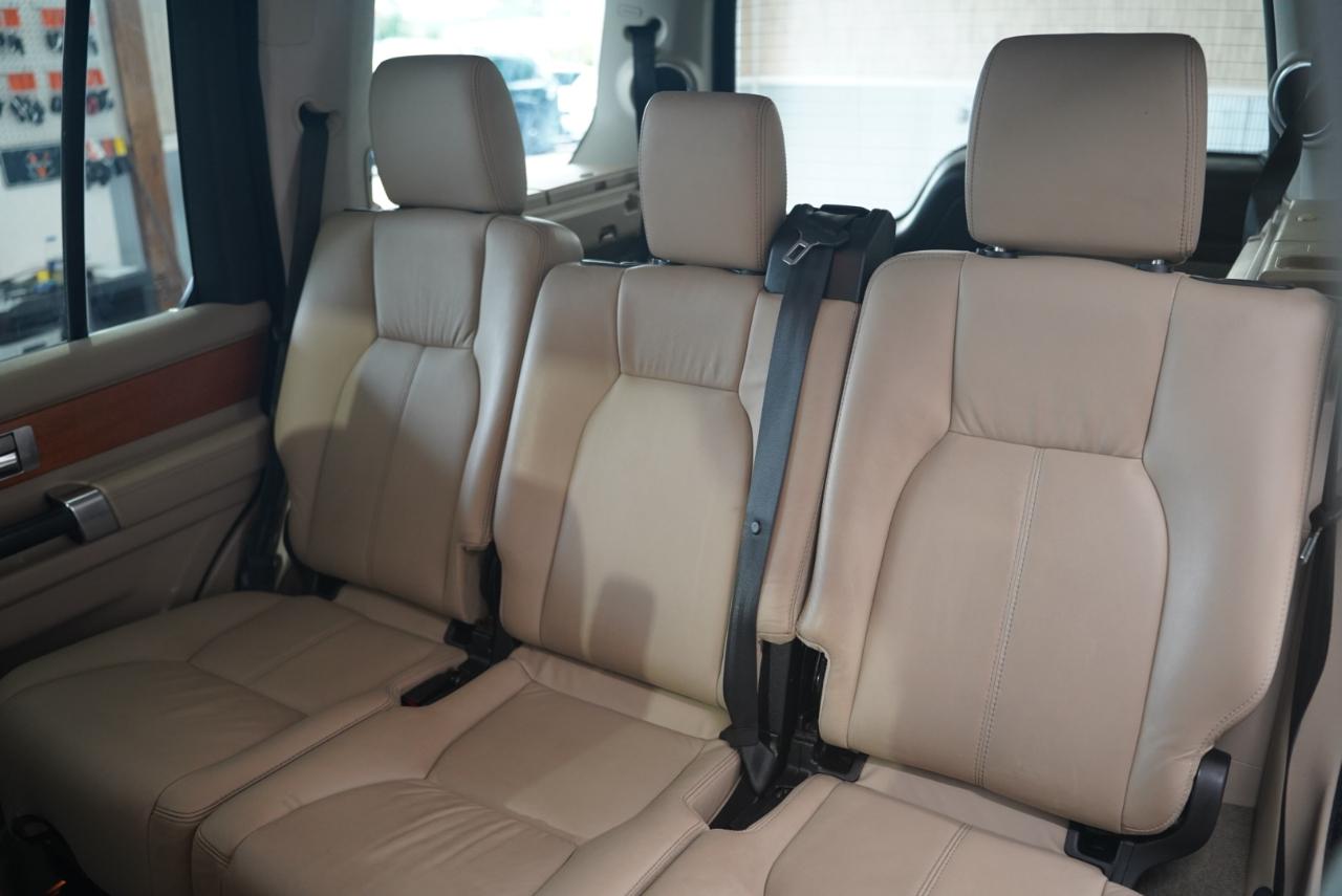 Land Rover LR4 4WD 4dr LUX 2012