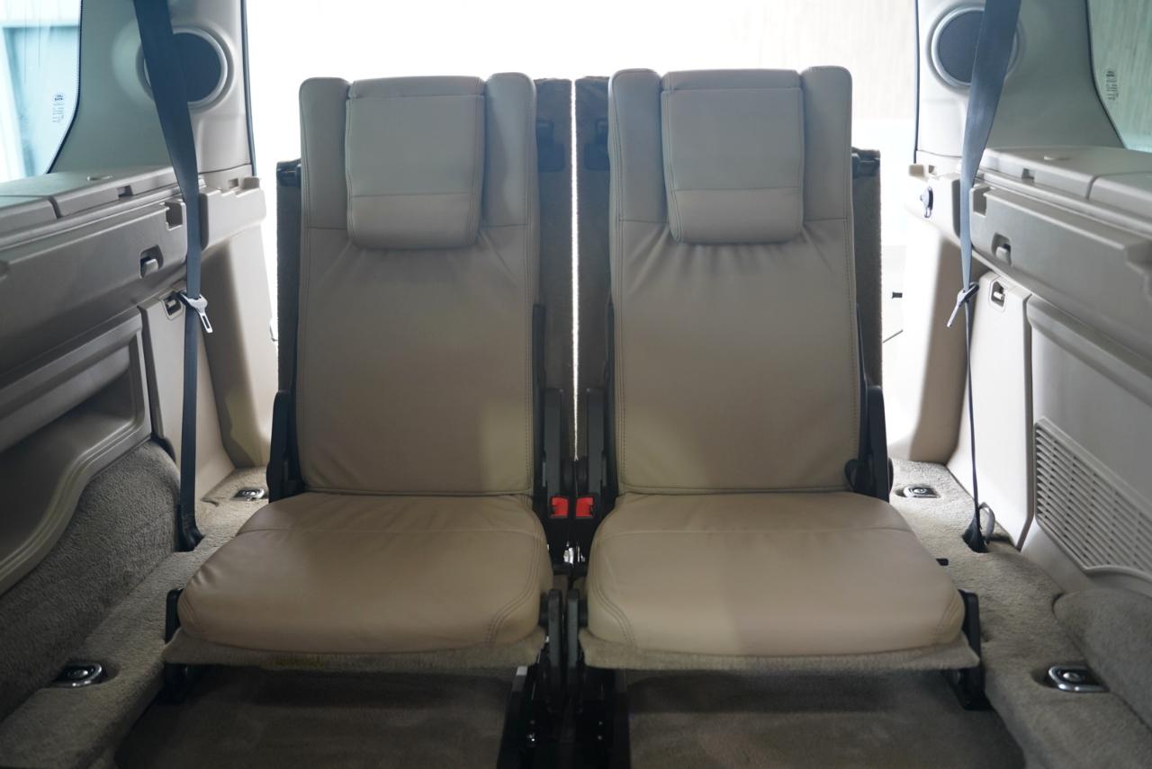 Land Rover LR4 4WD 4dr LUX 2012