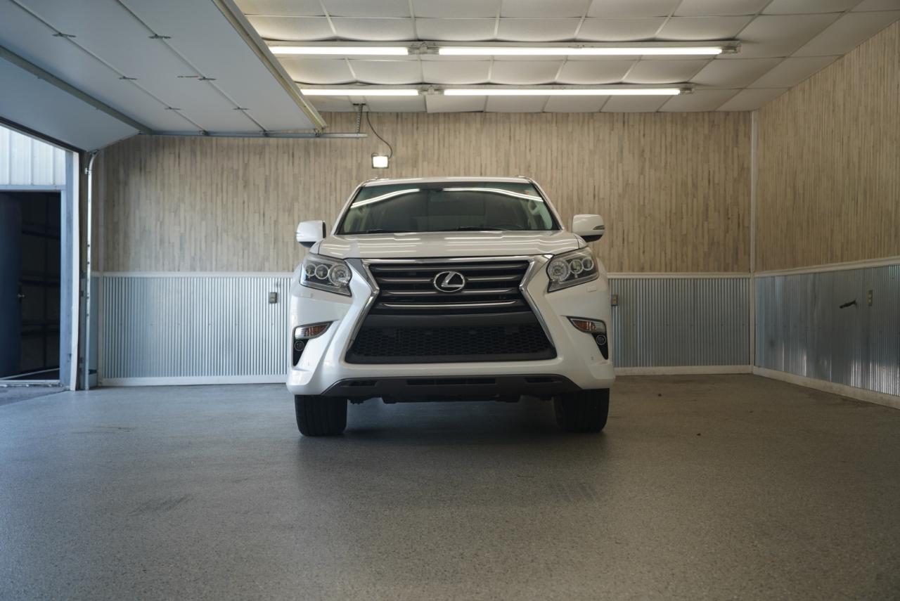 Lexus GX 460 4WD 4dr Luxury 2014