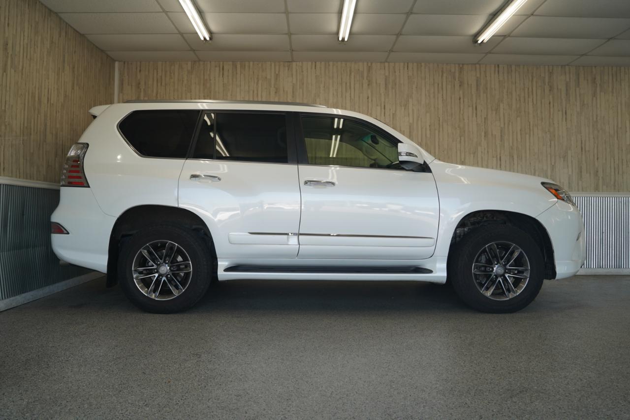 Lexus GX 460 4WD 4dr Luxury 2014