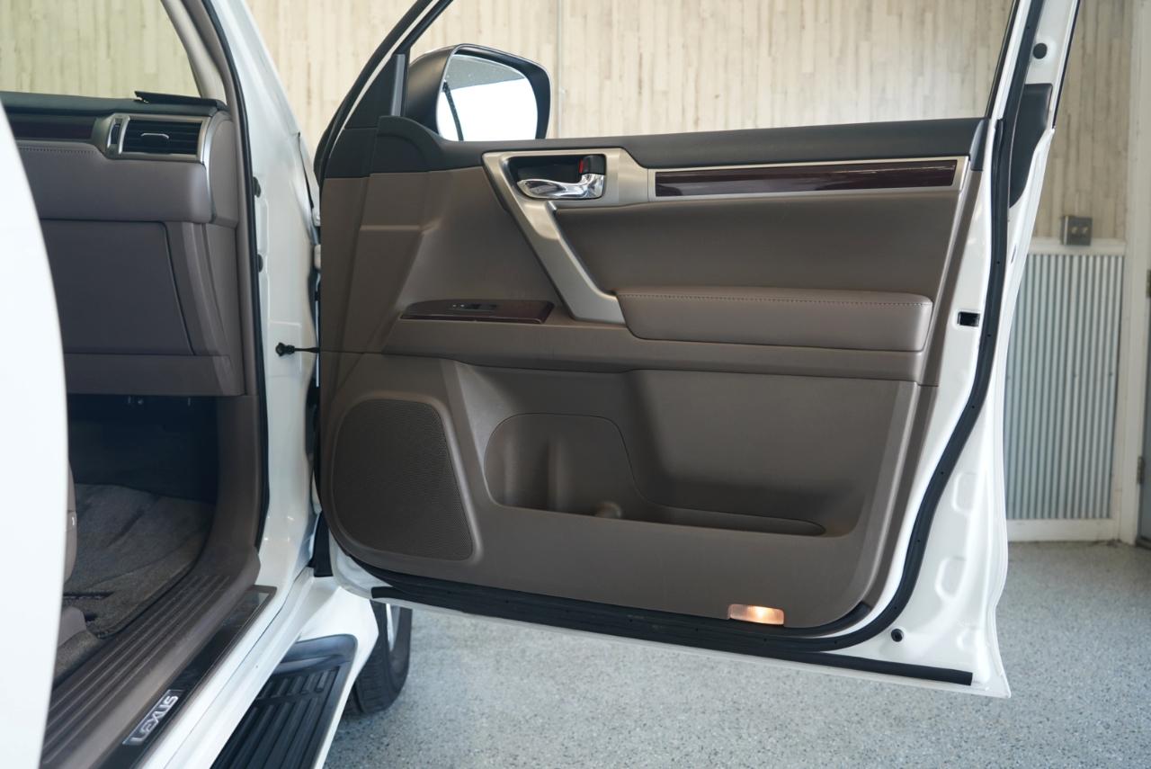 Lexus GX 460 4WD 4dr Luxury 2014