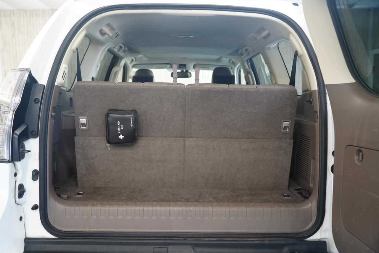 Lexus GX 460 4WD 4dr Luxury 2014