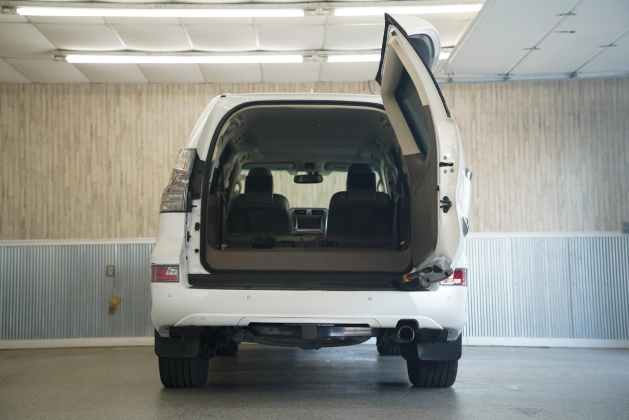 Lexus GX 460 4WD 4dr Luxury 2014