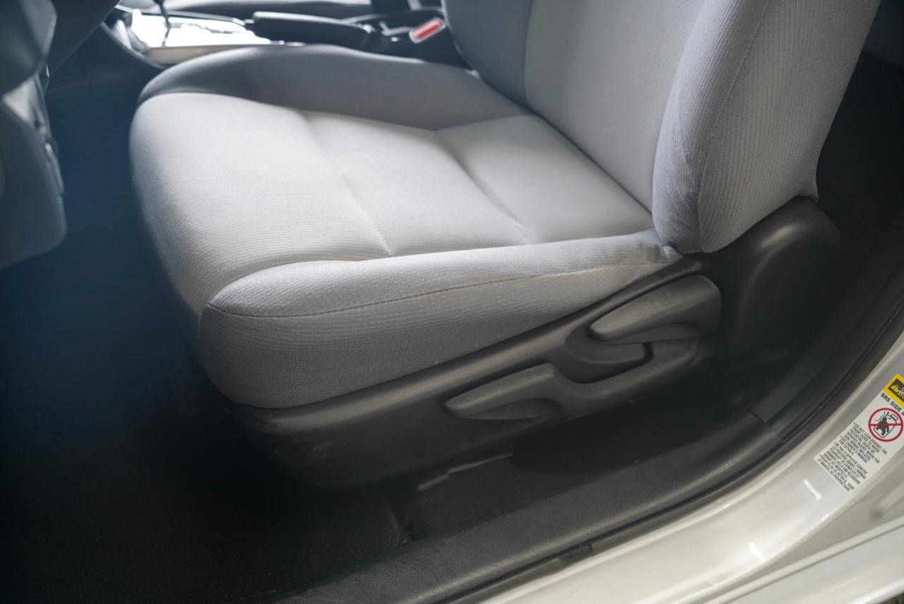 Toyota Corolla 4dr Sdn Auto L (Natl) 2015