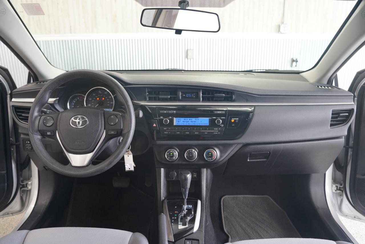 Toyota Corolla 4dr Sdn Auto L (Natl) 2015