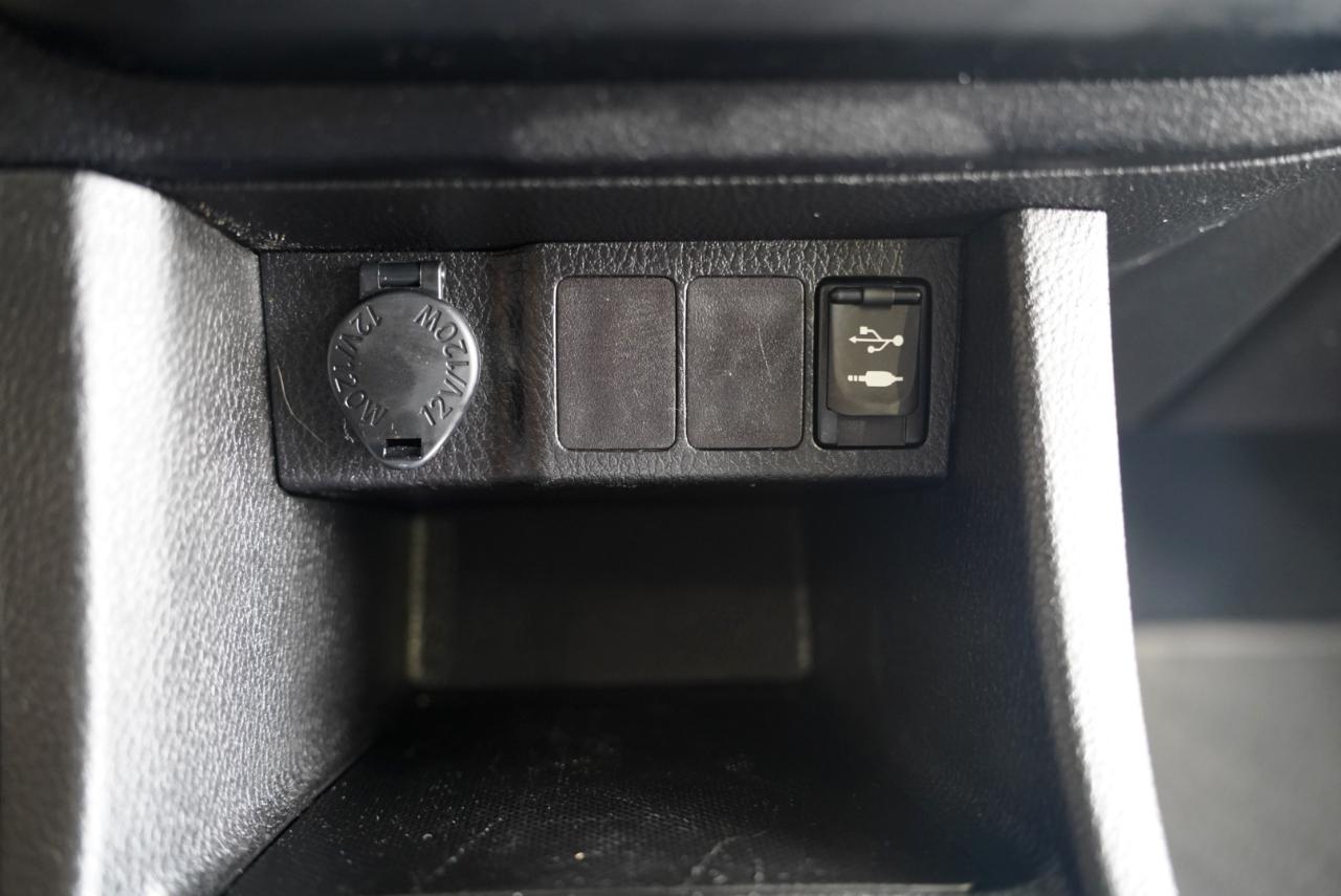 Toyota Corolla 4dr Sdn Auto L (Natl) 2015