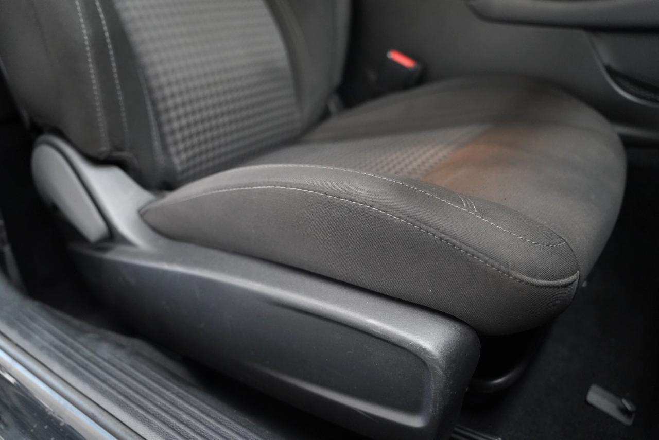 Dodge Challenger SXT RWD 2019