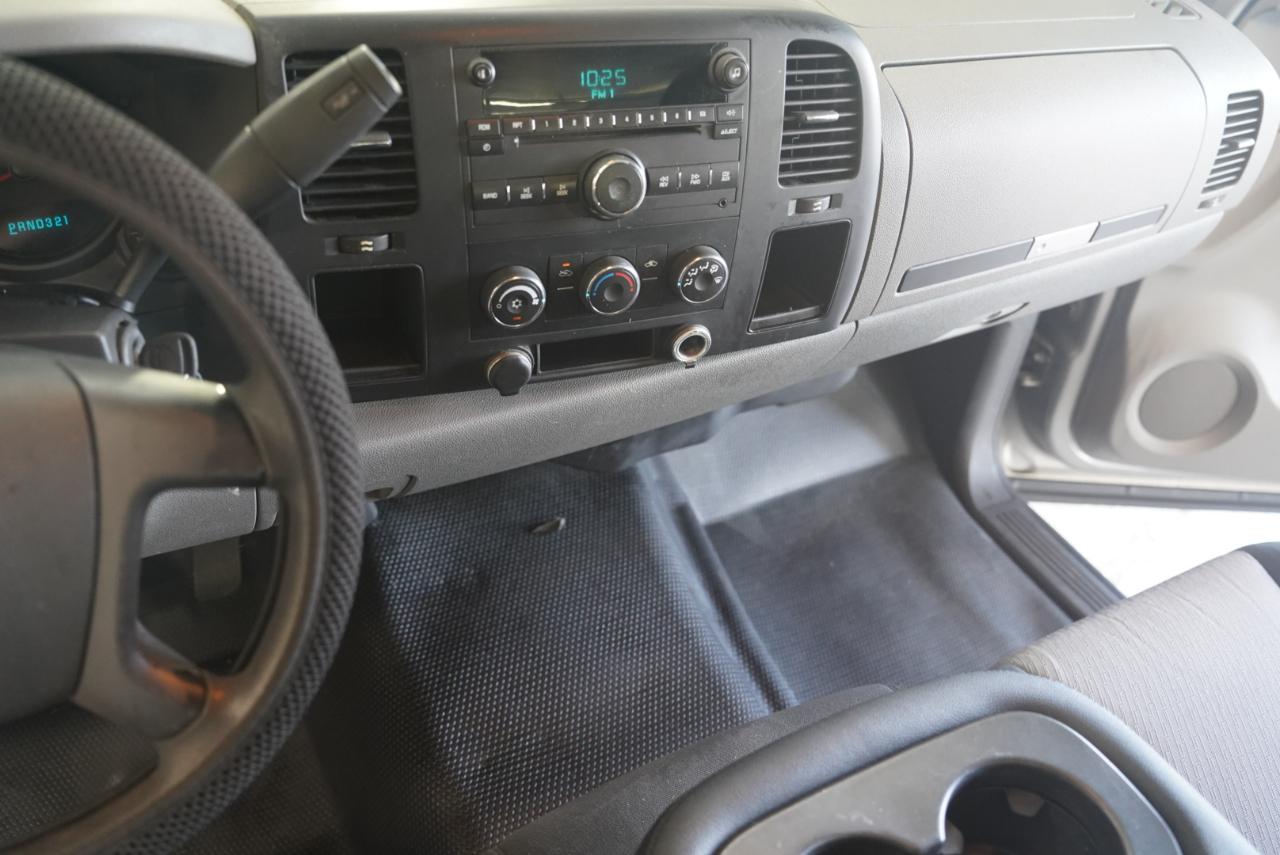 Chevrolet Silverado 1500 2WD Reg Cab 119.0" Work Truck 2007