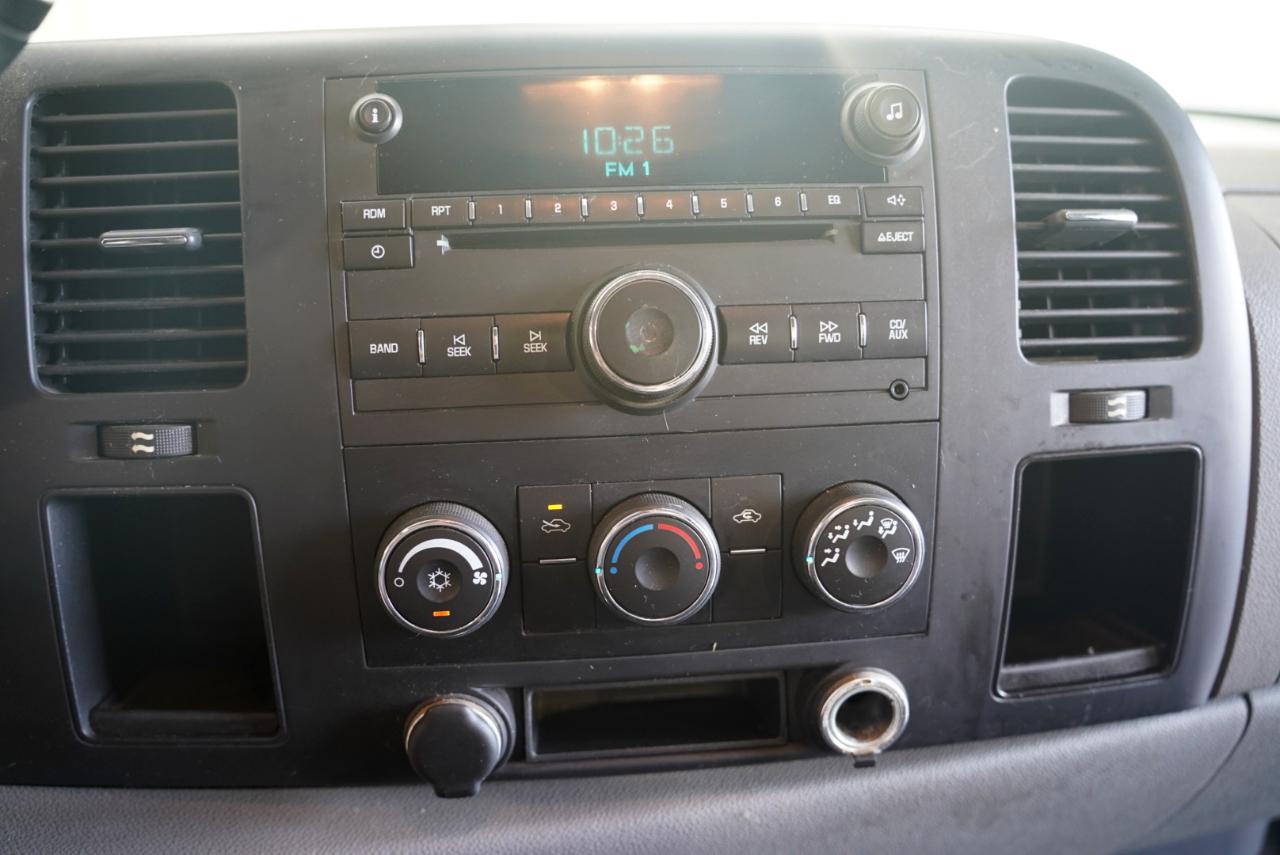 Chevrolet Silverado 1500 2WD Reg Cab 119.0" Work Truck 2007