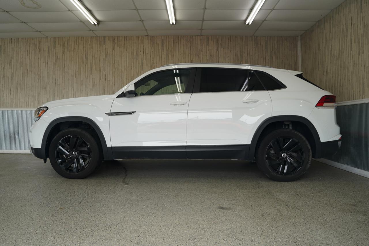 Volkswagen Atlas Cross Sport 2.0T SE w/Technology FWD 2021