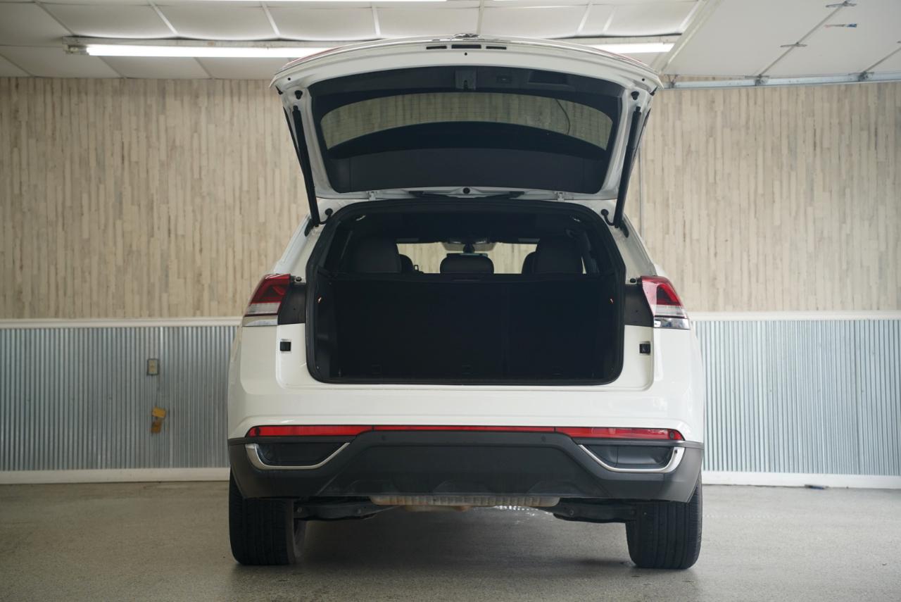 Volkswagen Atlas Cross Sport 2.0T SE w/Technology FWD 2021