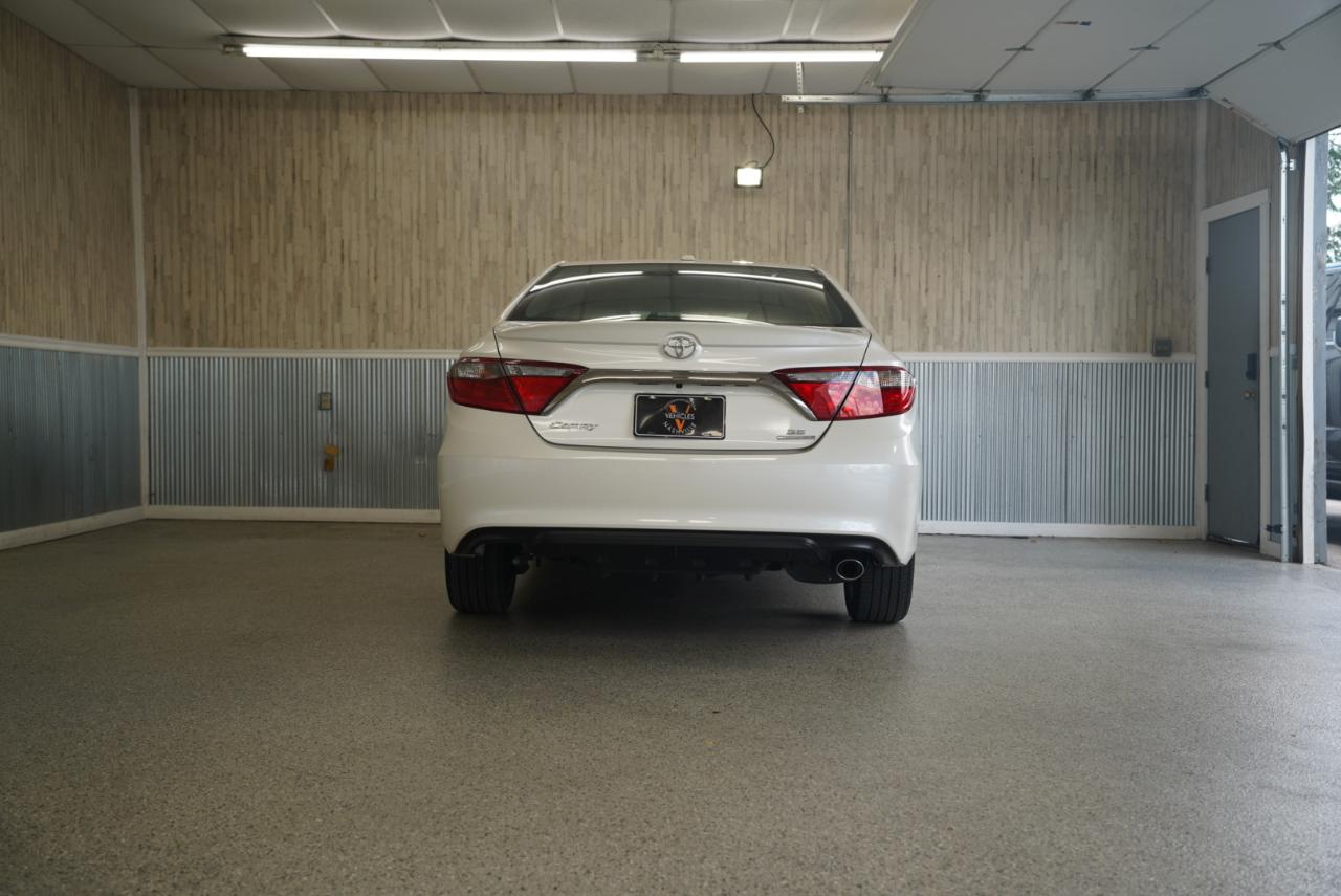 Toyota Camry  2016