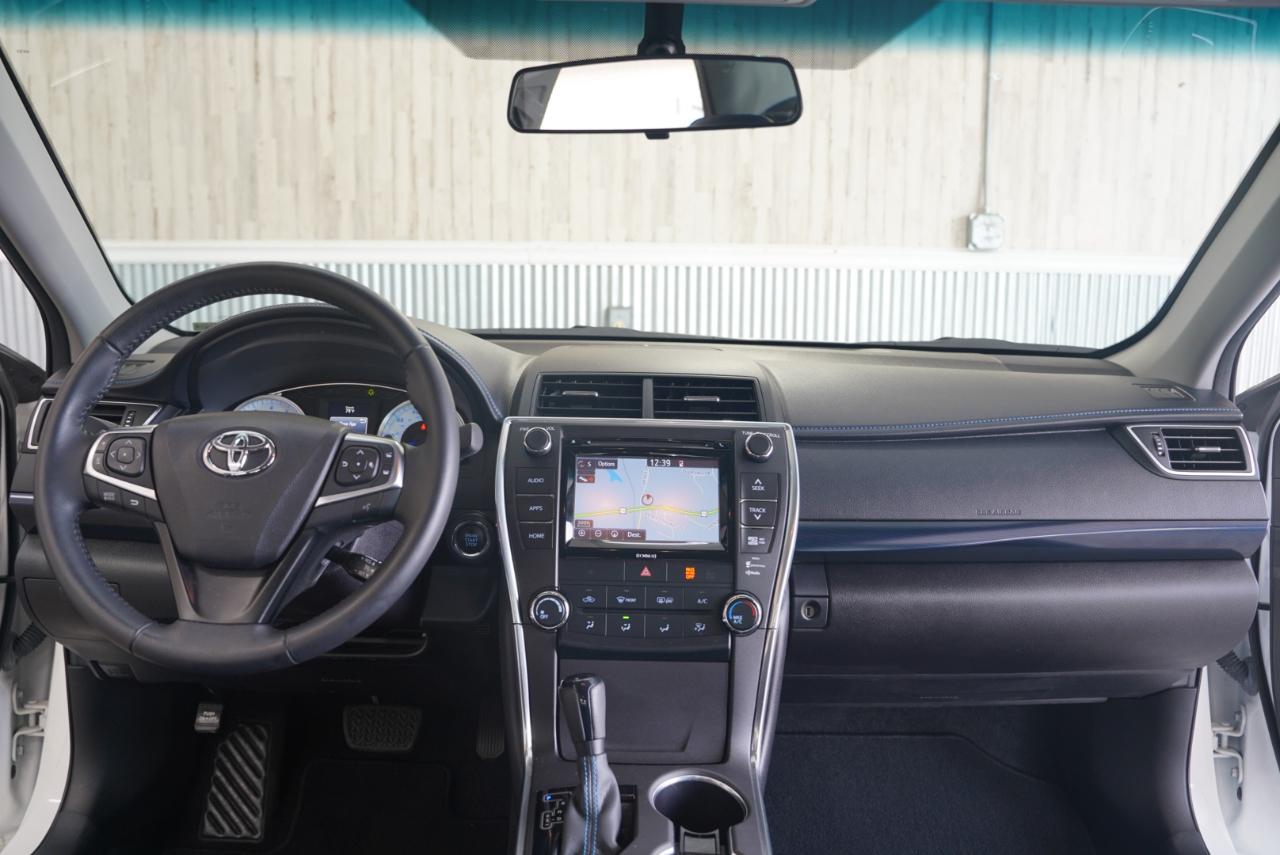 Toyota Camry  2016