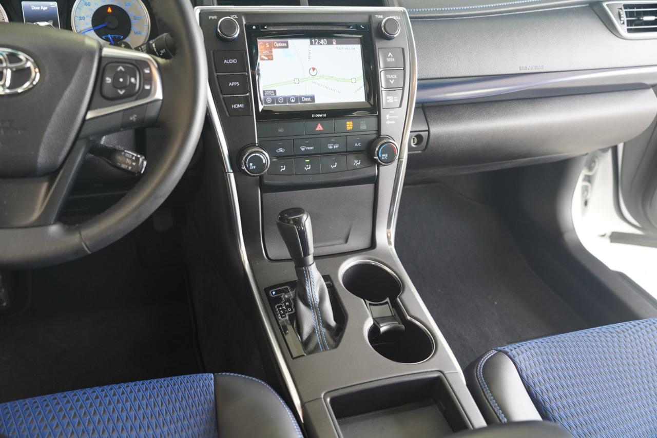 Toyota Camry  2016
