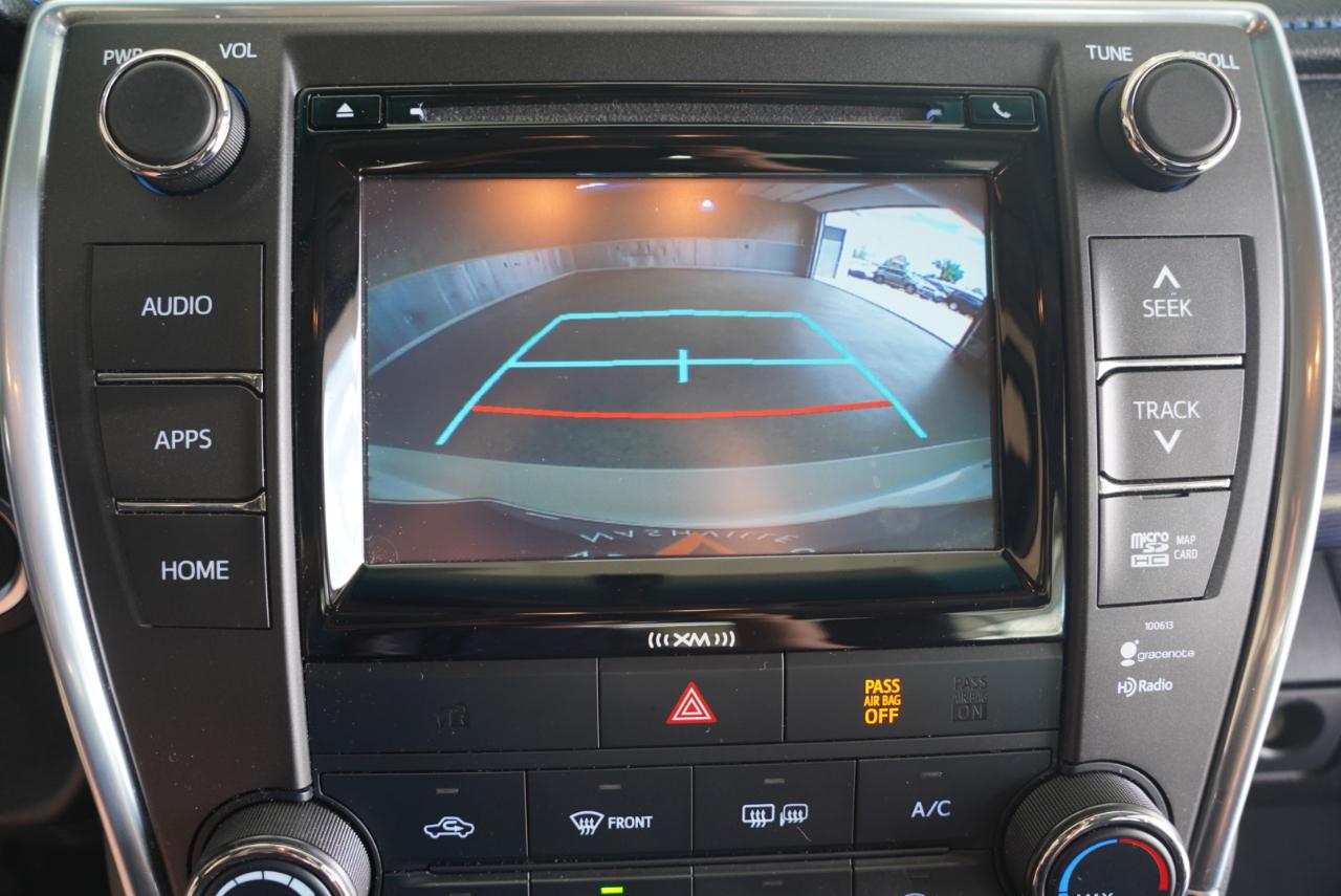 Toyota Camry  2016