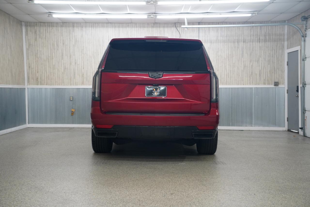 Cadillac Escalade 4WD 4dr Sport 2021
