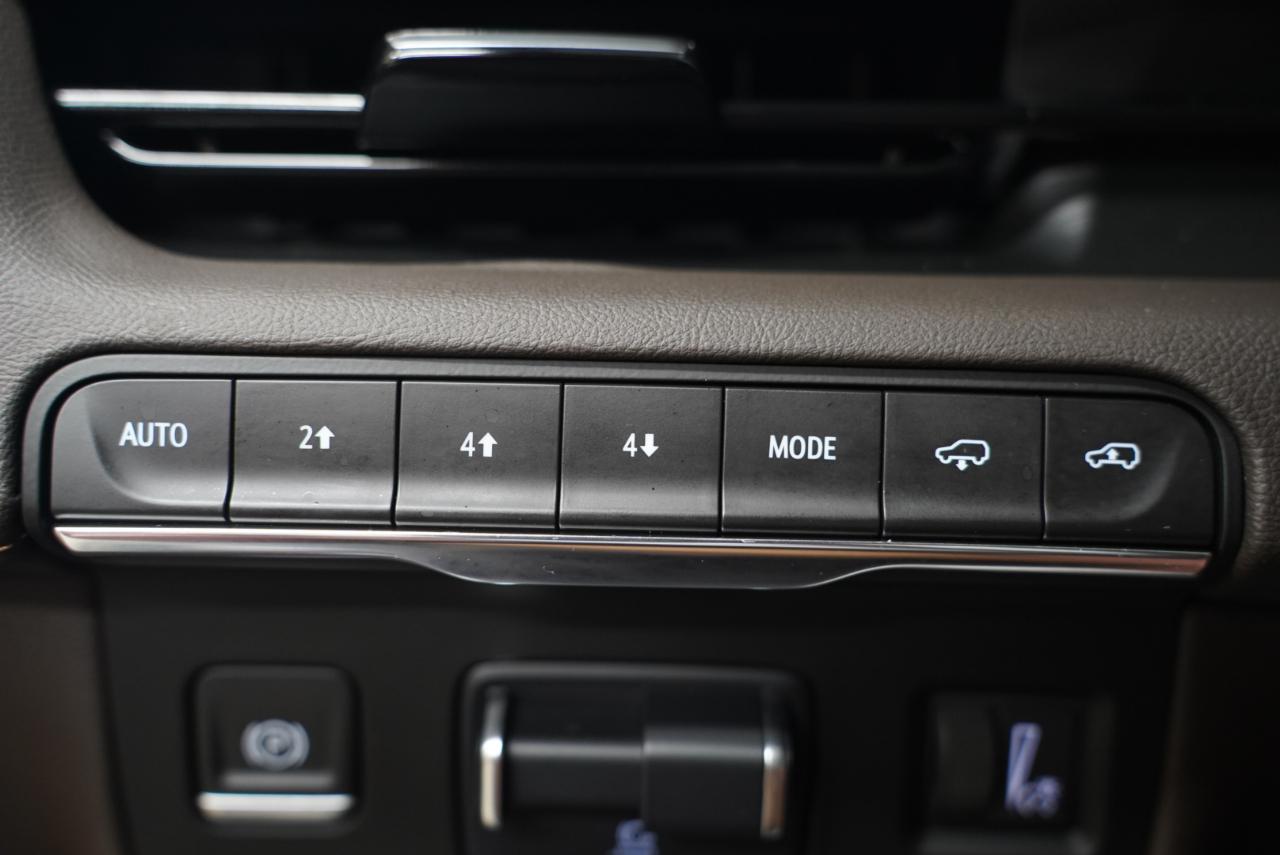 Cadillac Escalade 4WD 4dr Sport 2021