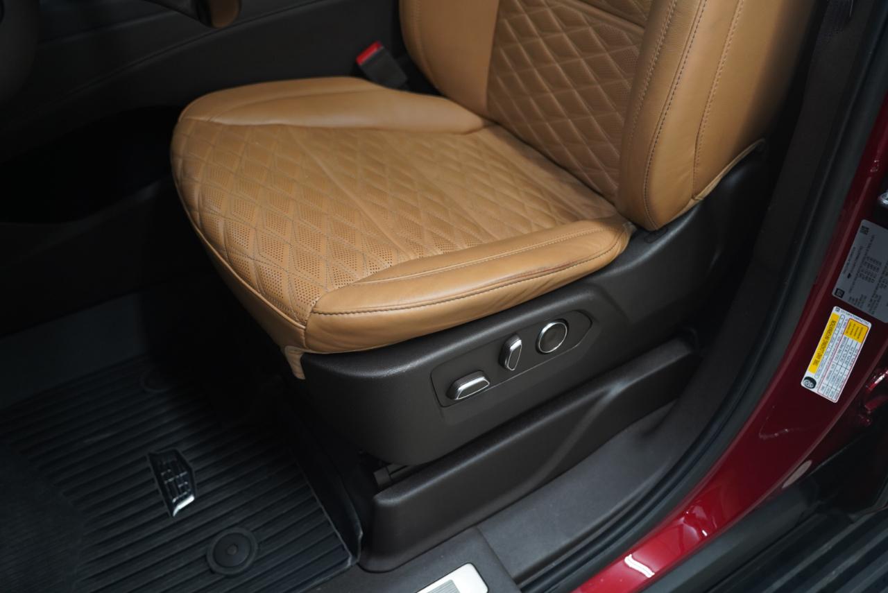Cadillac Escalade 4WD 4dr Sport 2021
