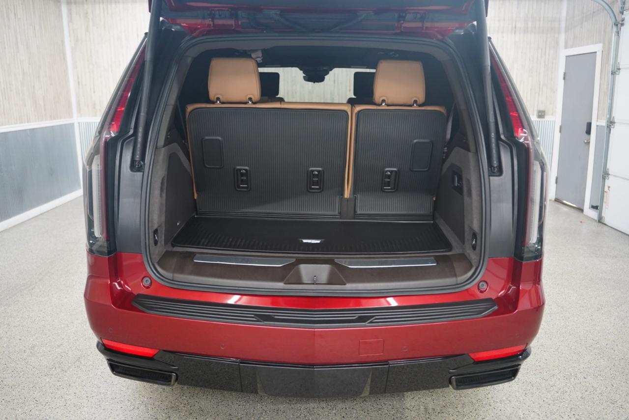 Cadillac Escalade 4WD 4dr Sport 2021