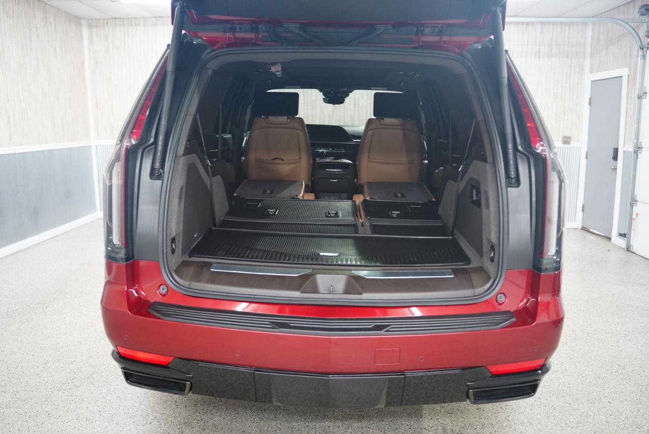 Cadillac Escalade 4WD 4dr Sport 2021