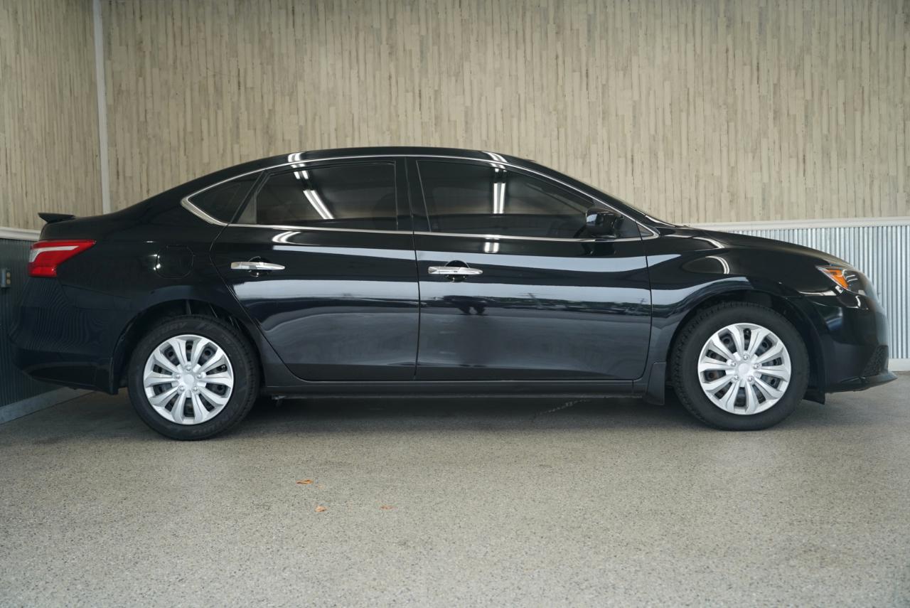 Nissan Sentra S CVT 2017