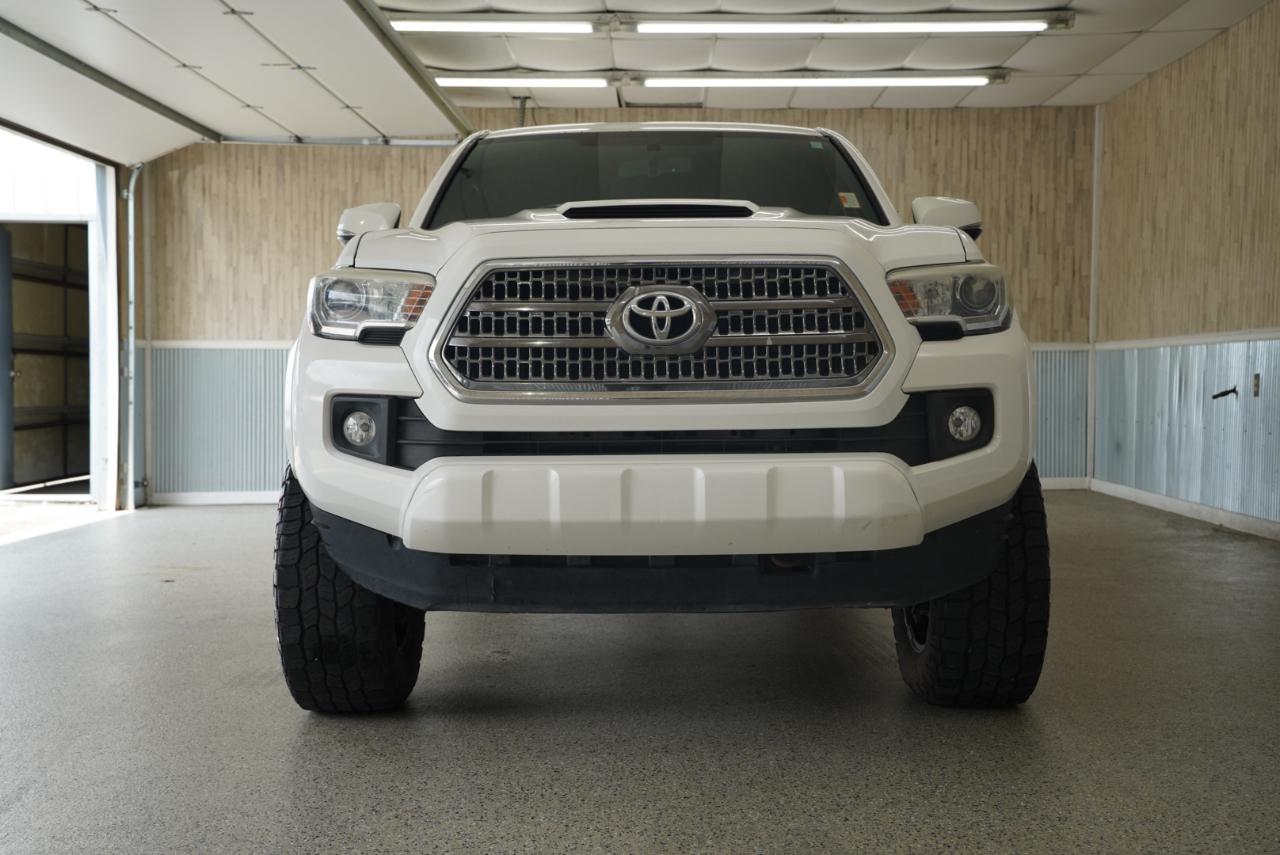 Toyota Tacoma  2017
