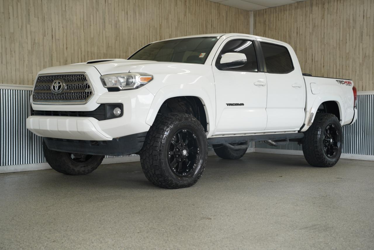 Toyota Tacoma  2017