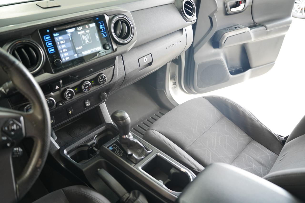 Toyota Tacoma  2017