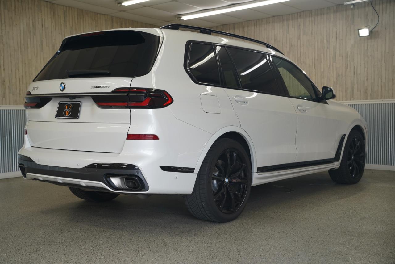 BMW X7  2023