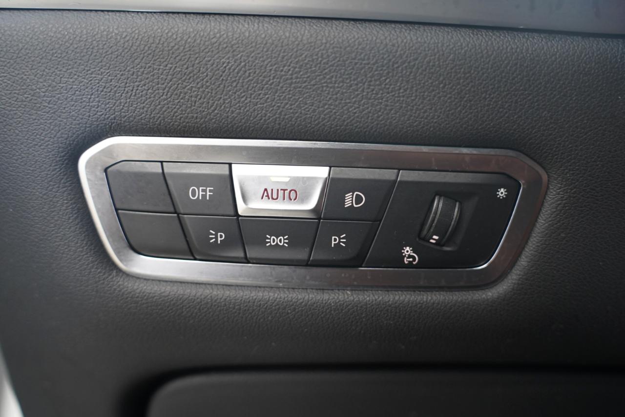 BMW X7  2023
