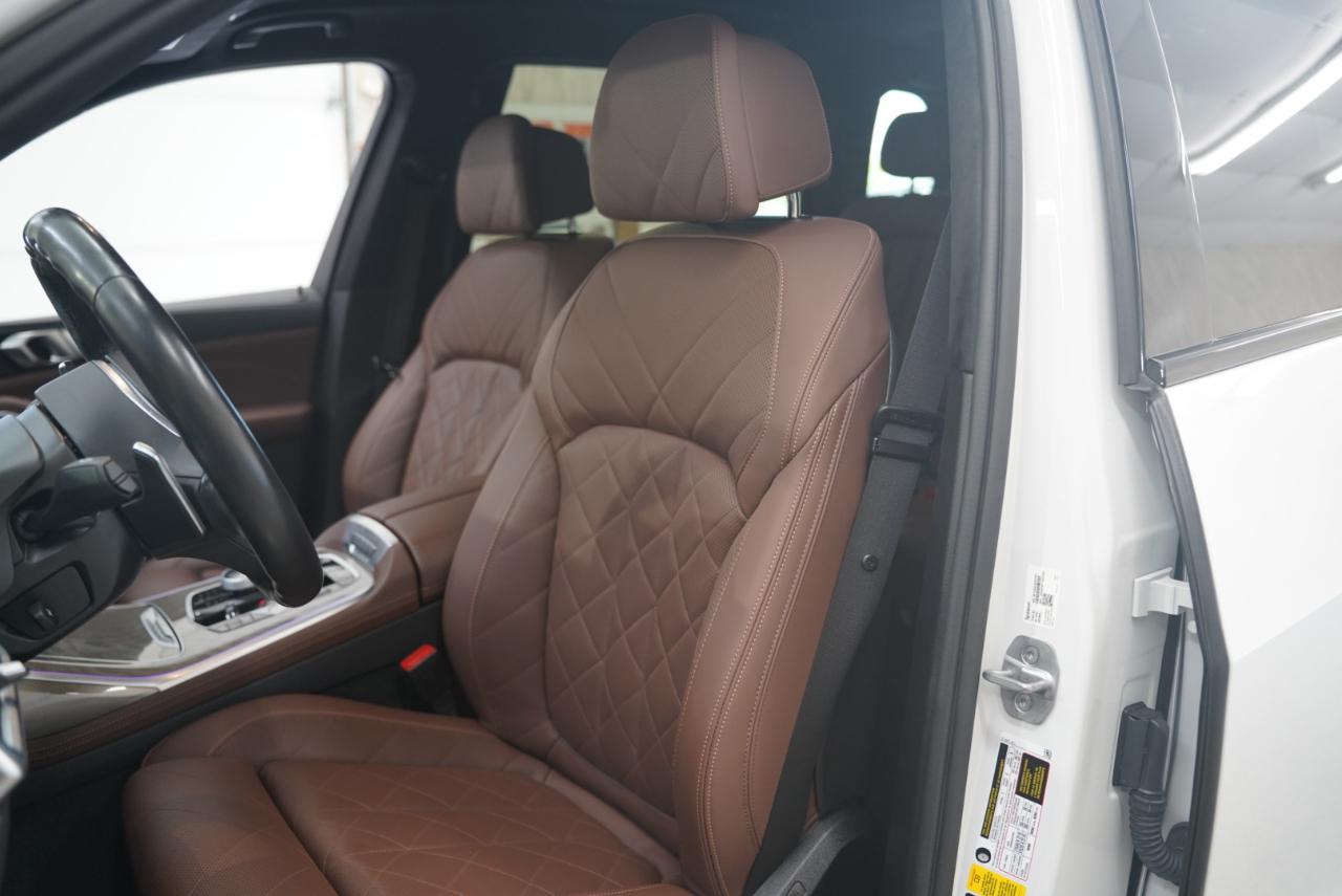 BMW X7  2023