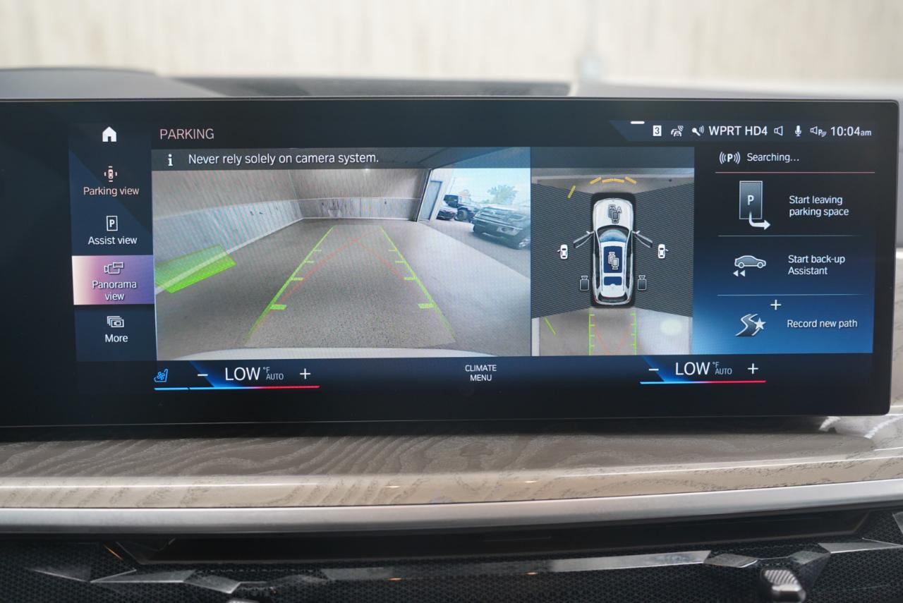 BMW X7  2023