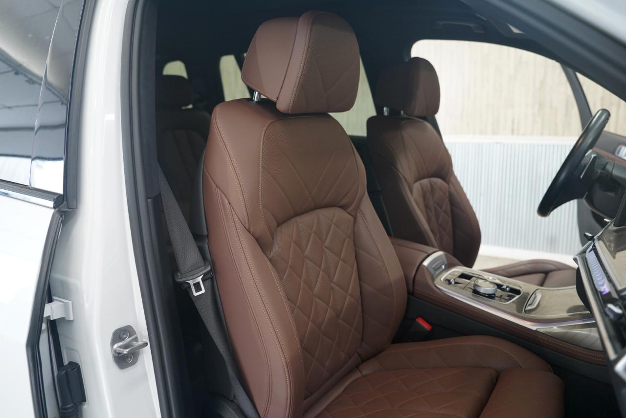 BMW X7  2023